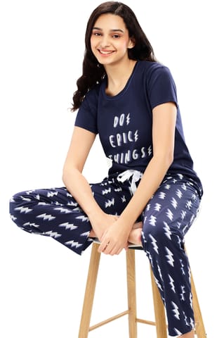 ZEYO Women s Cotton Blue Flash Printed Night suit set