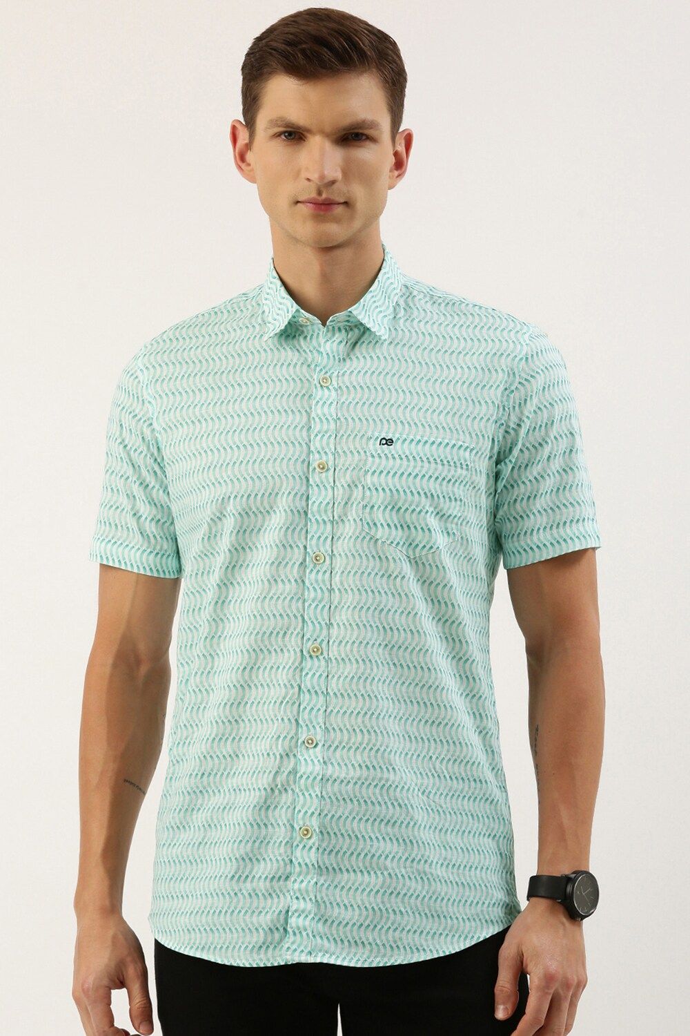 Men Green Slim Fit Print Half Sleeves Casual Shirt
