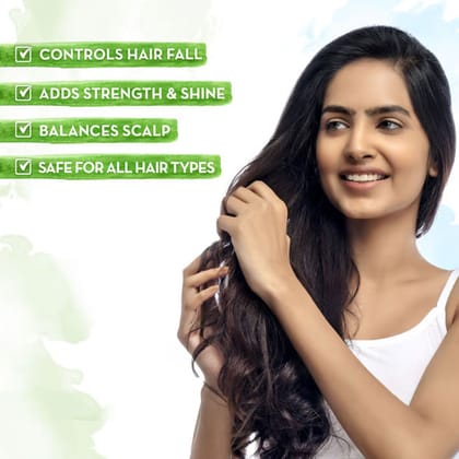 Mamaearth Onion Hair Oil for Hair Fall Control with Onion & Redensyl (150ml) + Mamaearth Onion Hair Serum with Onion & Biotin for Strong Frizz -Free Hair (100ml) Pack of 2