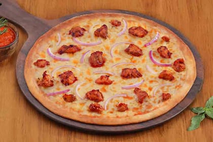 Chicken Blaze Cheese Burst Pizza [10" Large]