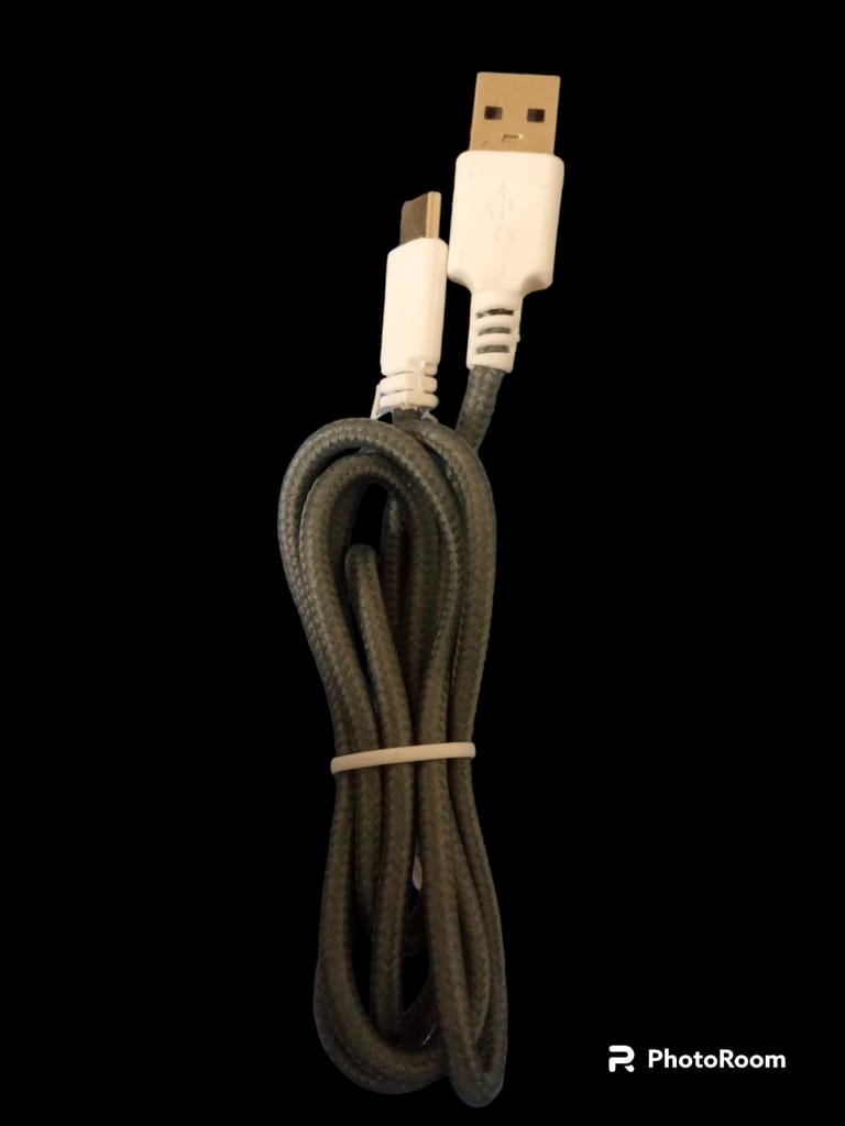 Type C Cable For Charging And Data Transfer. 3 Amp , Nylon Braided, 1 Meter