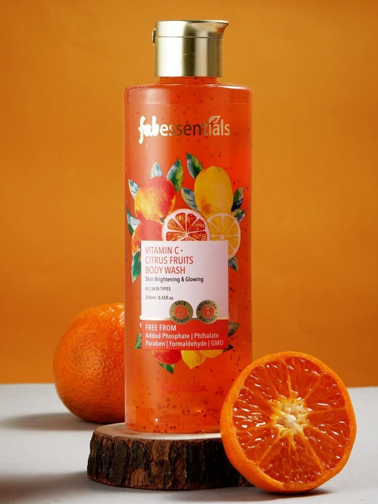 Fabessentials Vitamin C Citrus Fruits Body Wash | with Orange Oil, Lemon, Amla & Apricot Seed | for Deep Cleansing, Energising, Brightening & Radiant Glow - 250 ml