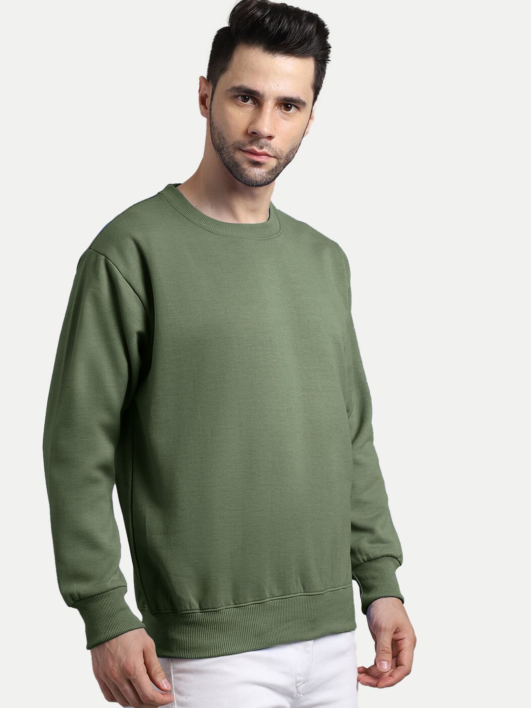 Men Solid Green  Regular Fit Pullover Sweatshirt