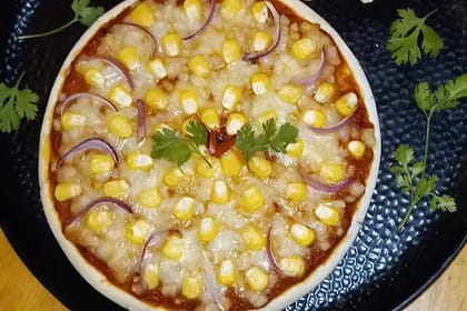 Sweet Corn Pizza __ Medium [8 Inches, Serves 1]