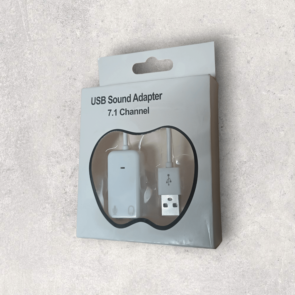 Unleash Immersive Audio: White Usb to mic and speaker Headphone , microphone (Plug & Play)