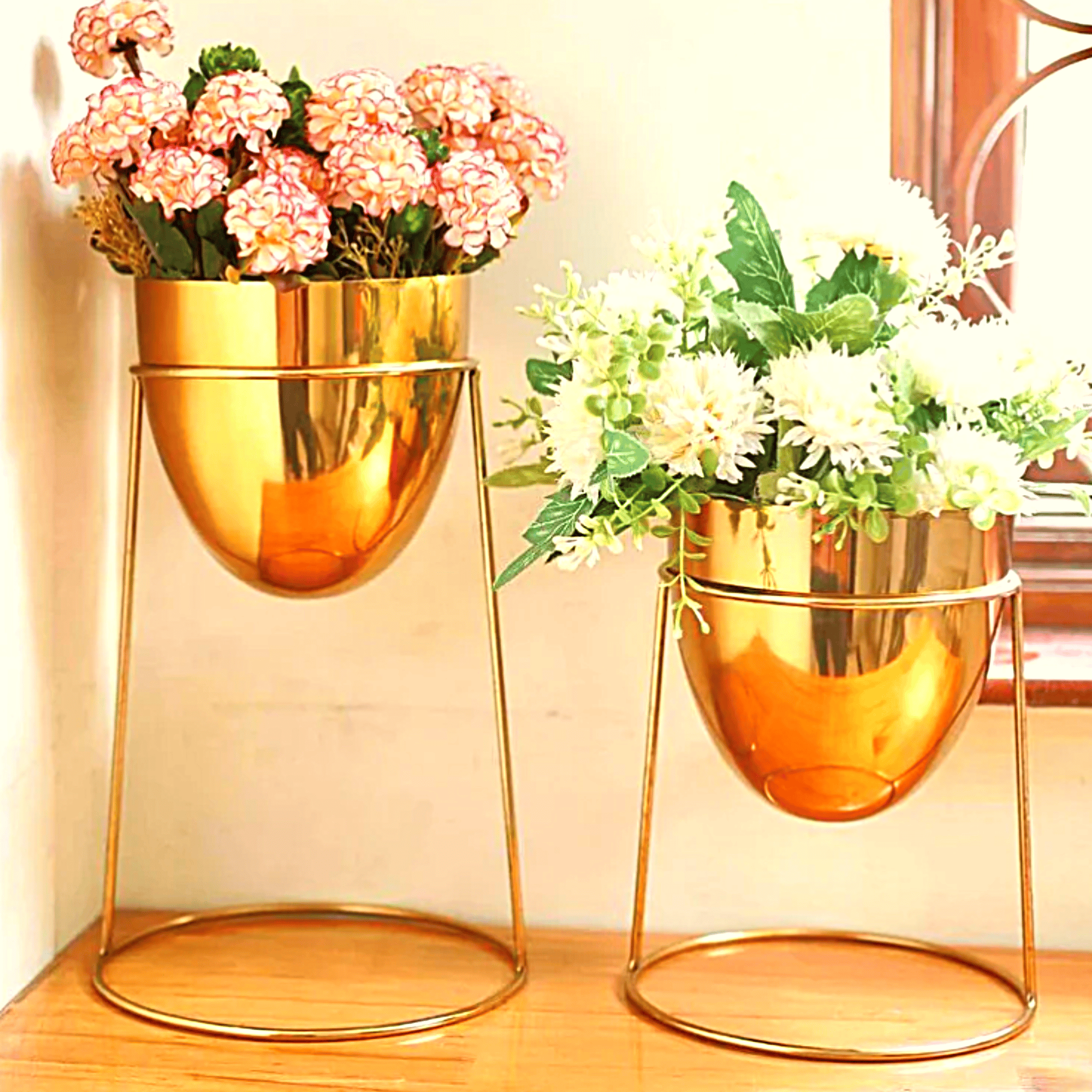 Metal planter