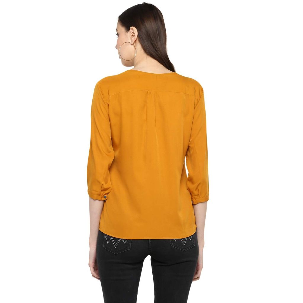 One femme Women's Solid V-Neck Top