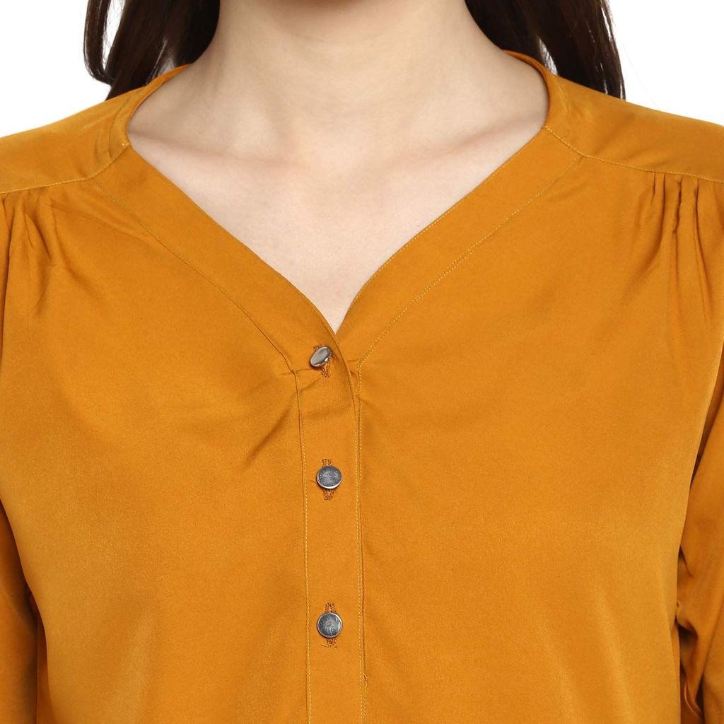 One femme Women's Solid V-Neck Top