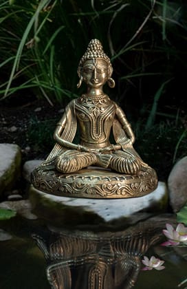 Dokra table-top Buddha