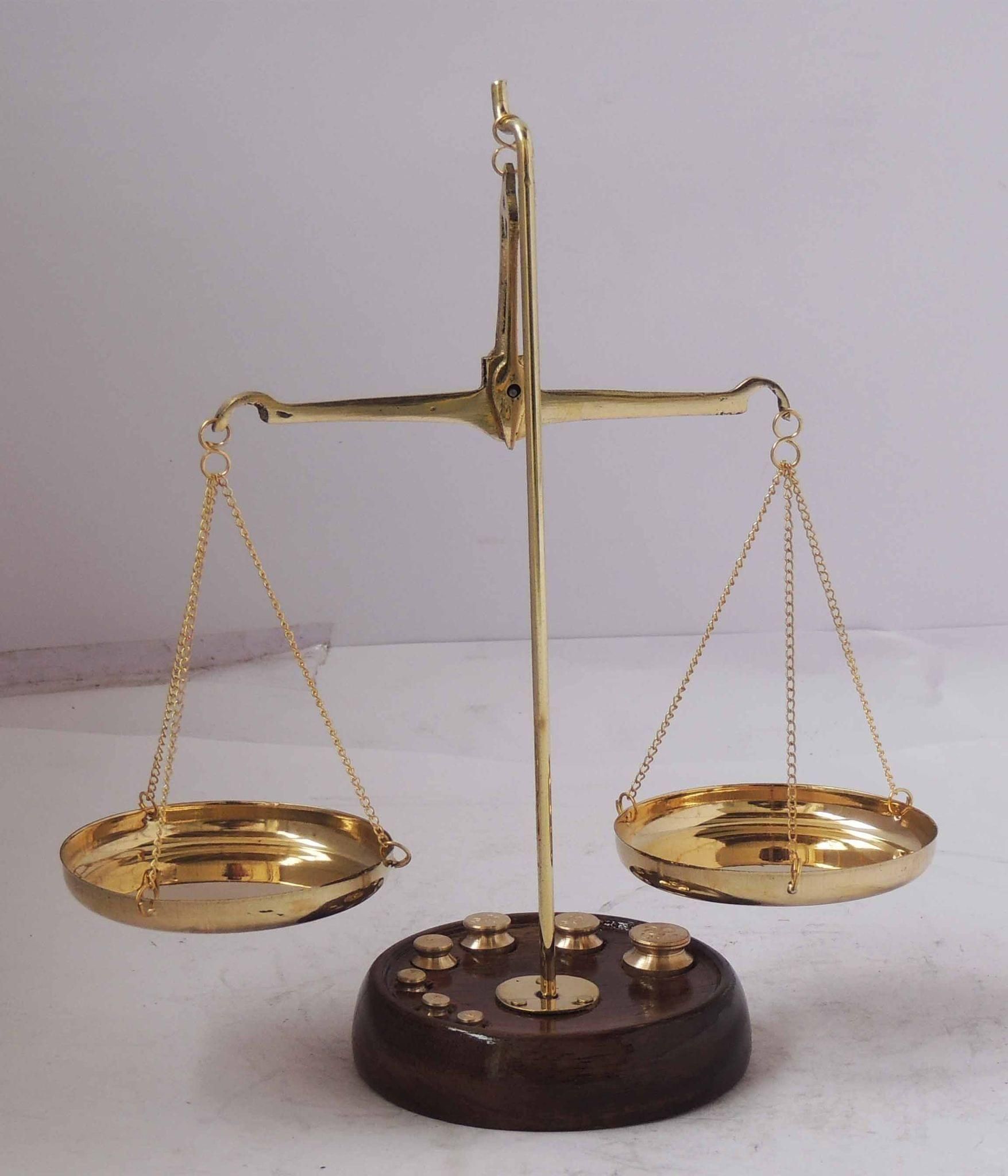 Brass Taarzu 50 gm Weighing Machine - 6.5*3*7.5 inch (Z303 D)