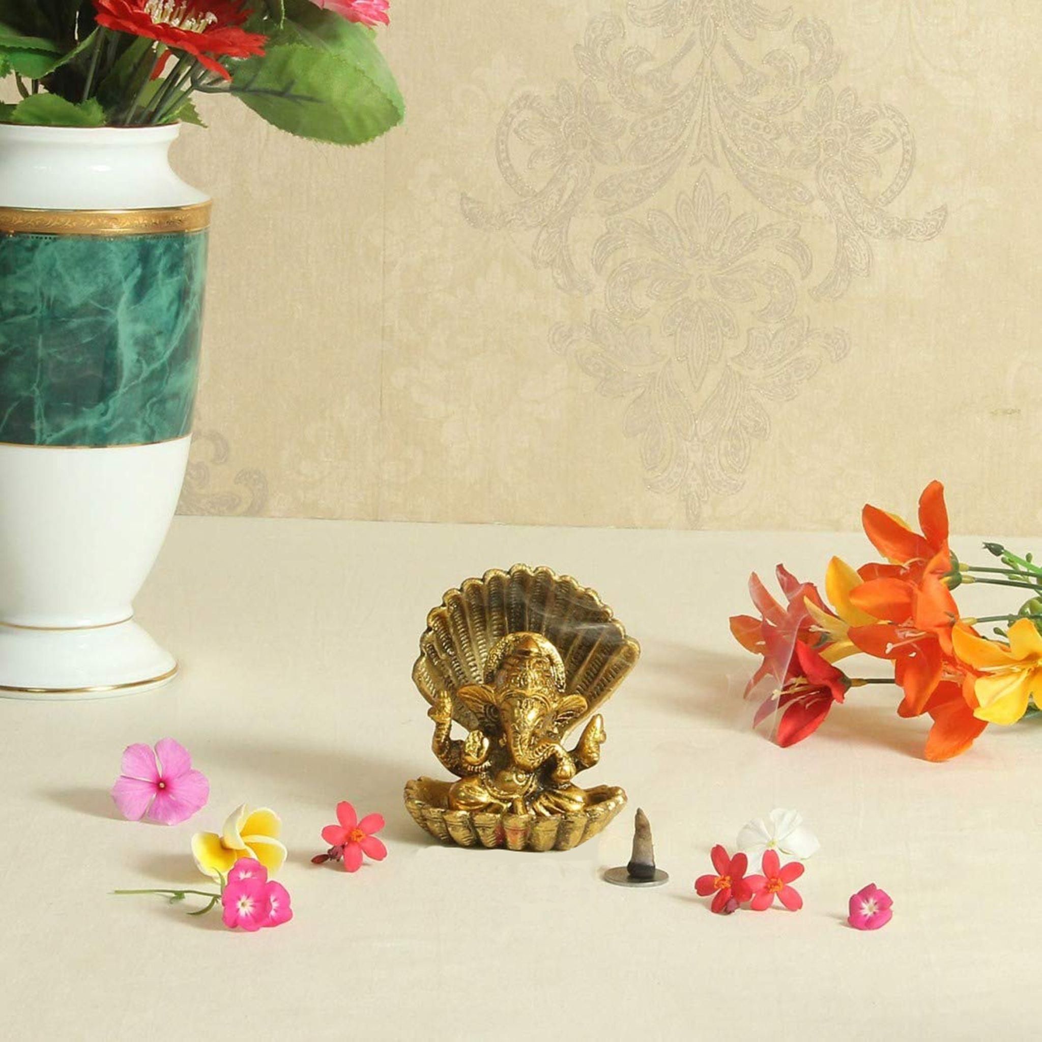 Showpiece Ganesh Ji in Seep Gold - 3.5*3.2*3.8 inch (AS190 G)