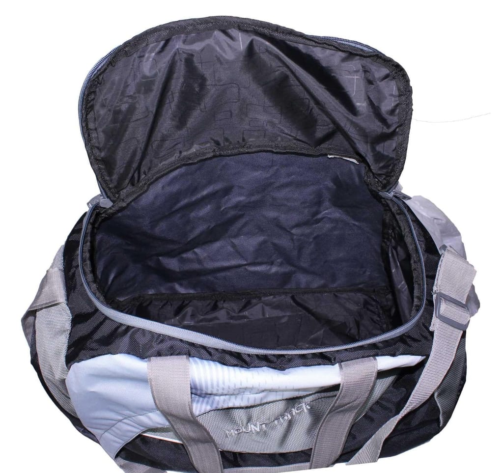 Mount track 9501 Nylon 56 cms Gym/Travel Duffle Bag Black