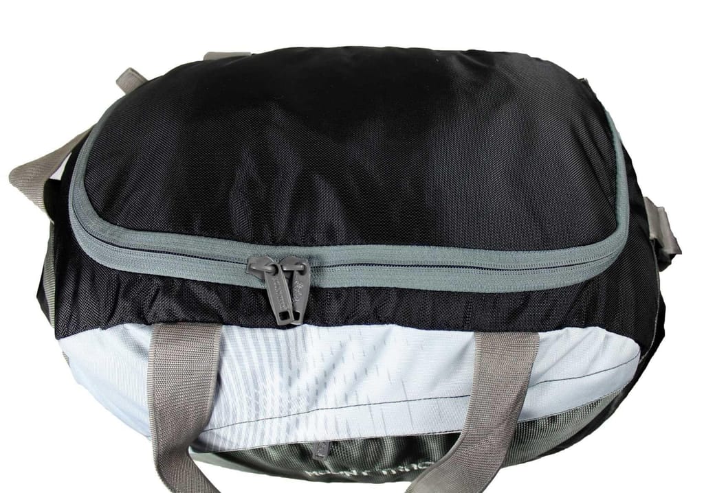 Mount Track 9501 Nylon 56 cms Gym/Travel Duffle, Cabin Size Bag Black