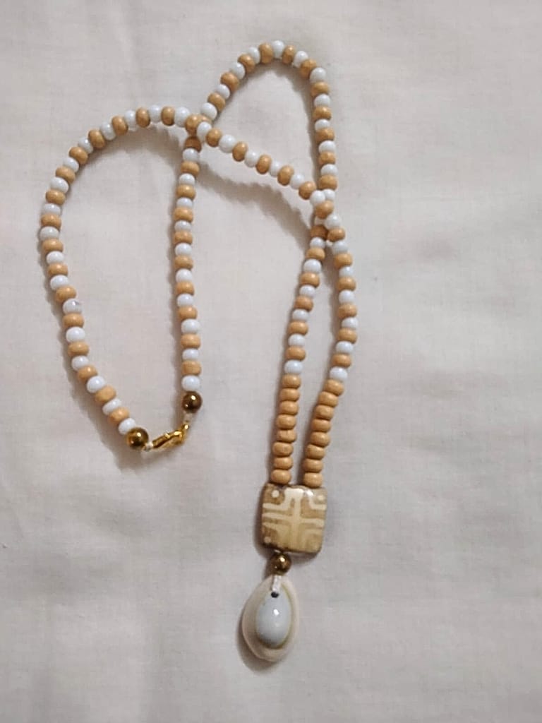 Vintage Handmade Shell Necklace-(NL-06)