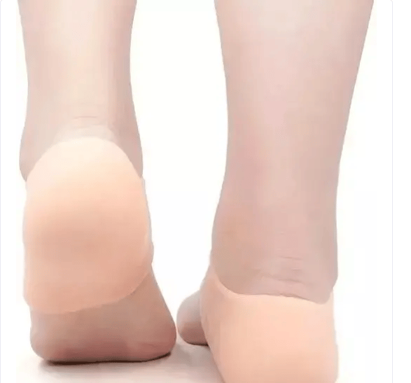 Anti Crack Silicone Half Gel Heel And Foot Protector Moisturizing Socks for Foot Care for Women Pack of 1