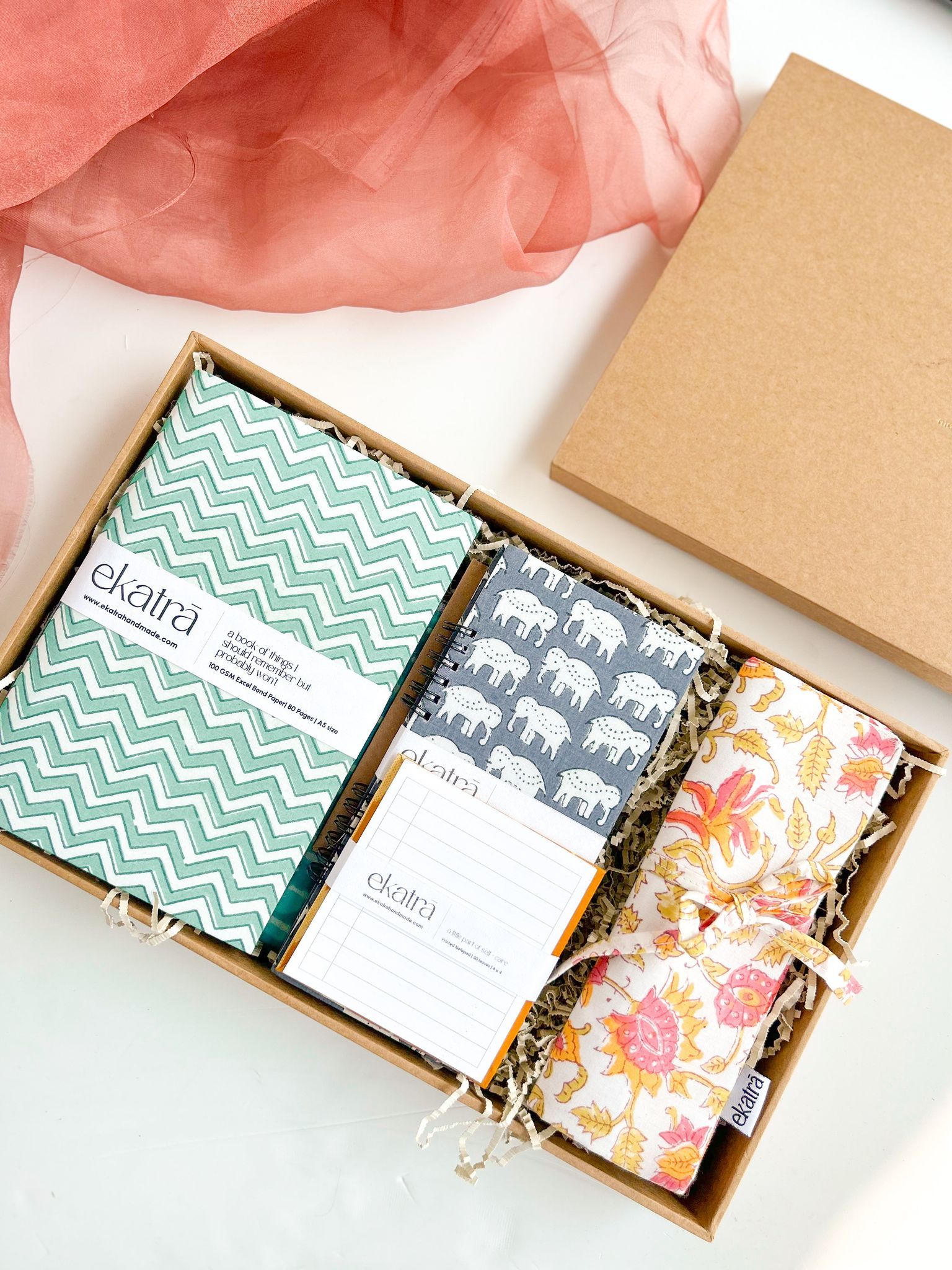 Ekatra Premium Corporate Gift set - Desk Essentials