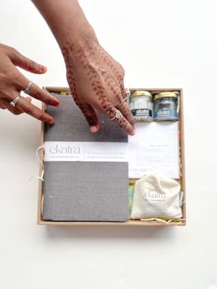 Sustainable Thoughtful Hamper by Ekatra Solid Grey