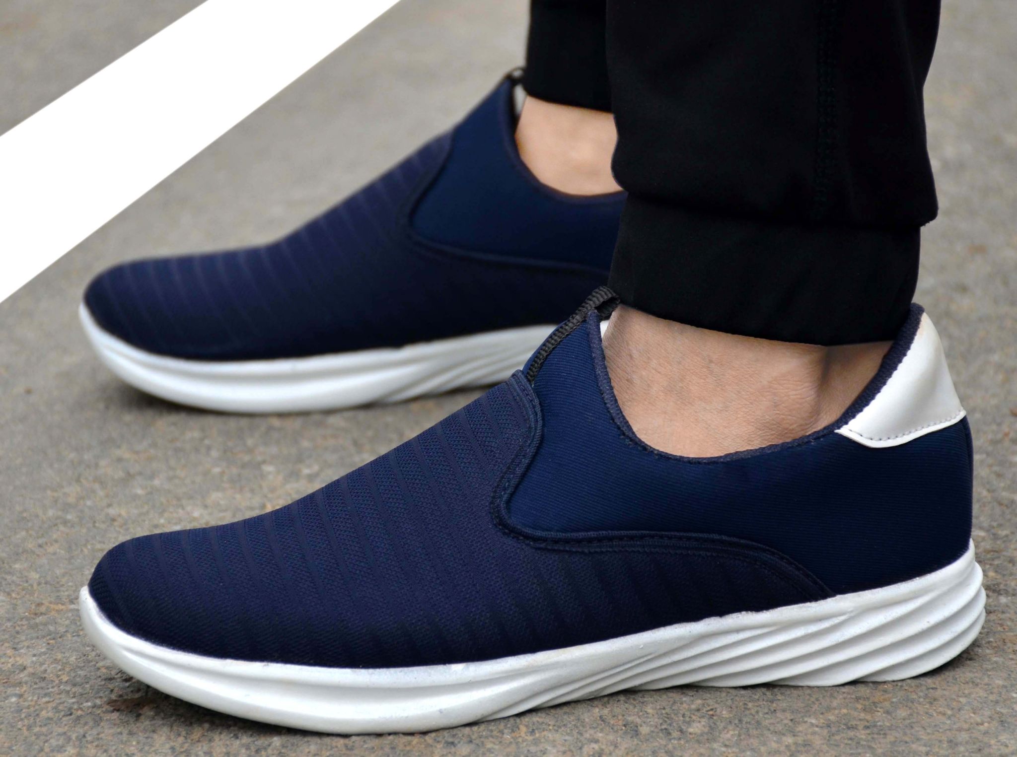 Lightweight Fabric Slip Ons Casual Shoes for Men