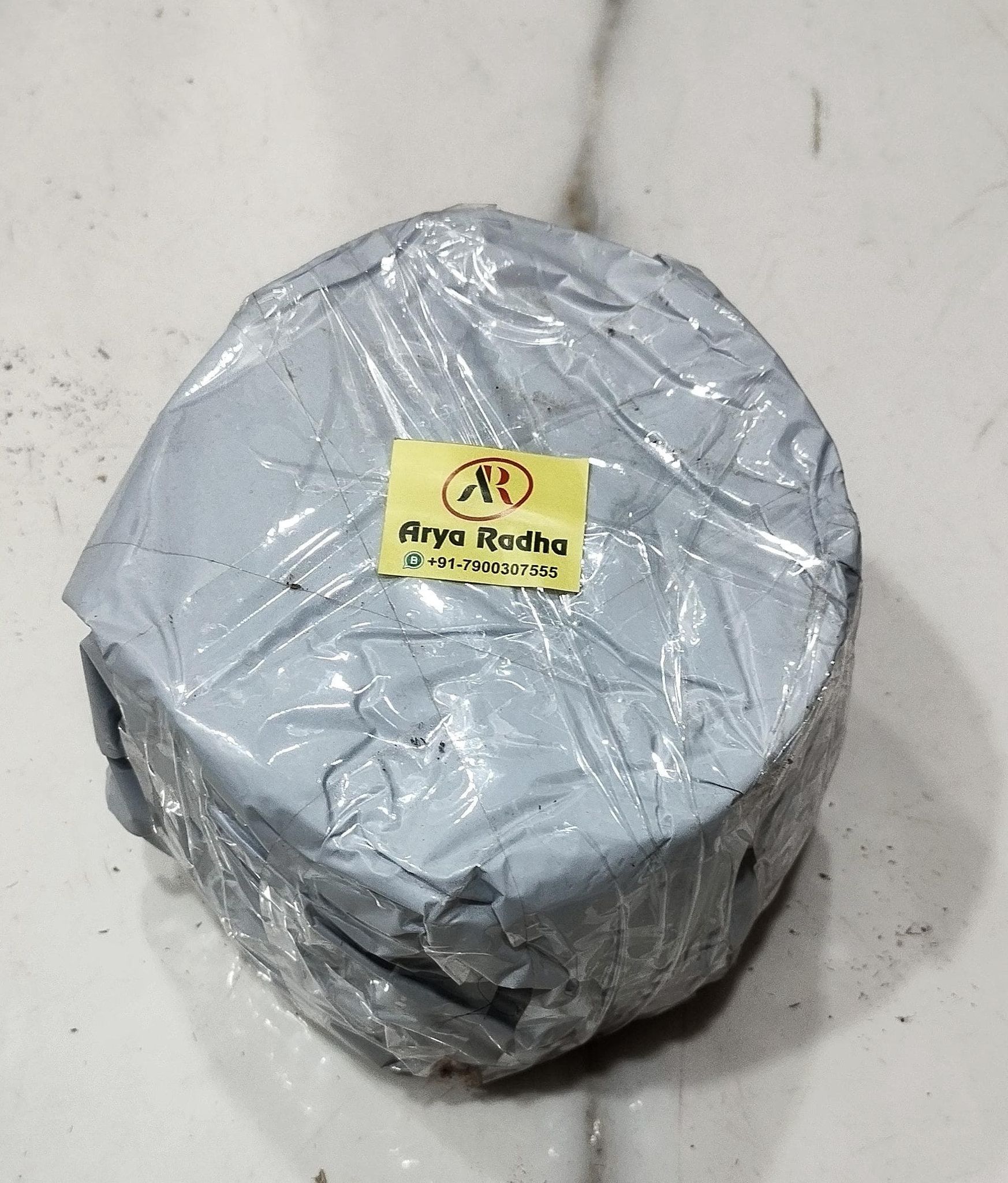 AryaRadha Handmade Organic Pure Desi Cow Dung Cake For Homa/Rituals/Hawan/Pujan & Religious Purpose (Big Size -7 inch Approx , 4 Pieces )