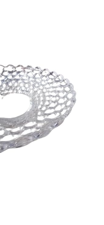 Elegant Dining Table D�cor: Crystal Clear Glass Fruit and Serving Plate.