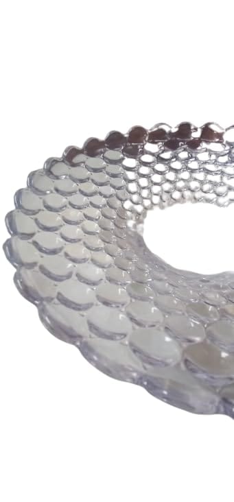 Elegant Dining Table D�cor: Crystal Clear Glass Fruit and Serving Plate.