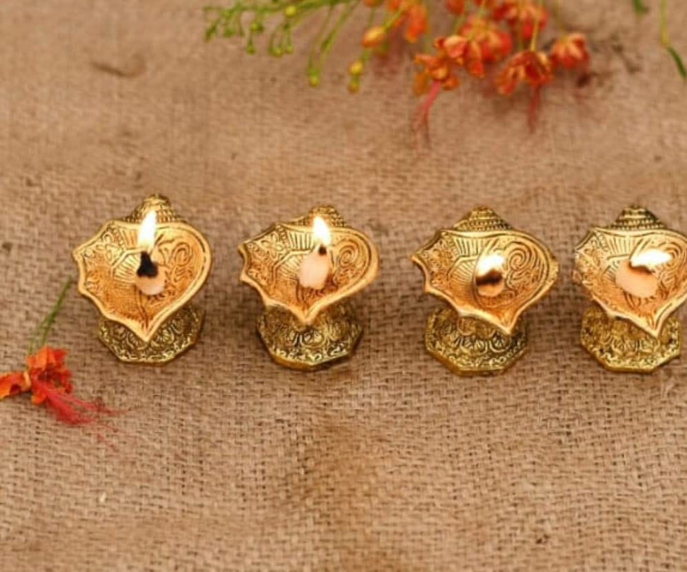 Metal Shank Candle Holder Diya for Diwali Home Decoration - Golden Metal Diya for Home Decor, (Diya- 4pc)