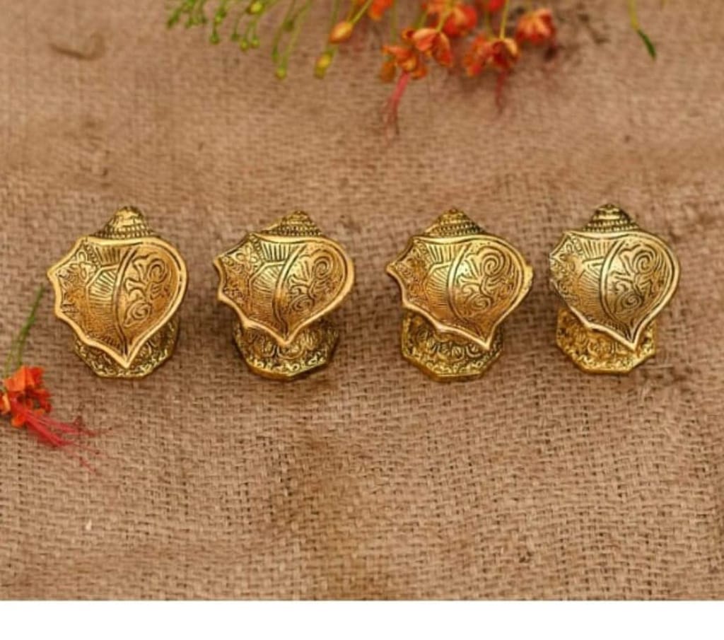 Metal Shank Candle Holder Diya for Diwali Home Decoration - Golden Metal Diya for Home Decor, (Diya- 4pc)