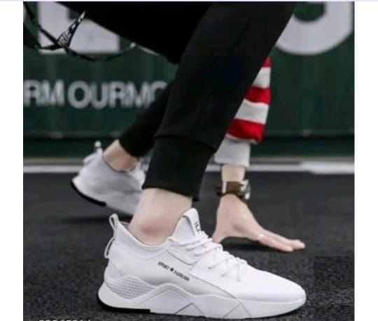 Latest fashionable sneaker