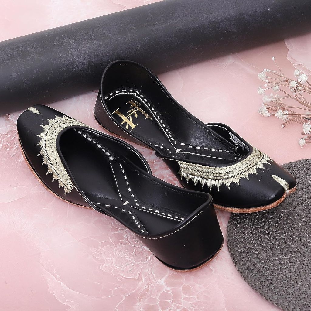 HEER Black Zari Women's Jutti, Mojari Traditional Punjabi Jutti, Ethnic Handmade Leather Punjabi Jutti, Embroidered Rajasthani Jaipuri Wedding Bridal Jutti