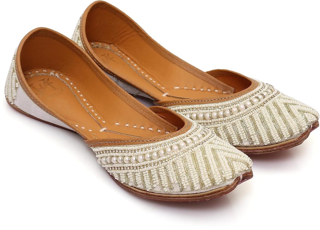 HEER Women's Punjabi Juttis | Soft Leather Mojari for Ladies | Bridal Stylish Casual Bellies for Girls