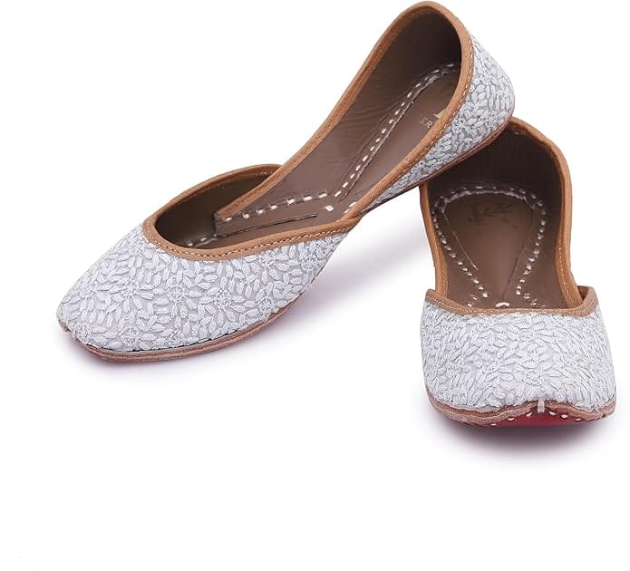 HEER Women's Traditional Embroidered Rajasthani Jutti Handmade Latest Stylish Mojari Snowy White