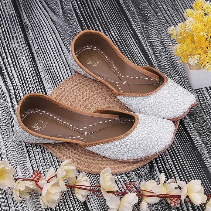 HEER Women's Traditional Embroidered Rajasthani Jutti Handmade Latest Stylish Mojari Snowy White