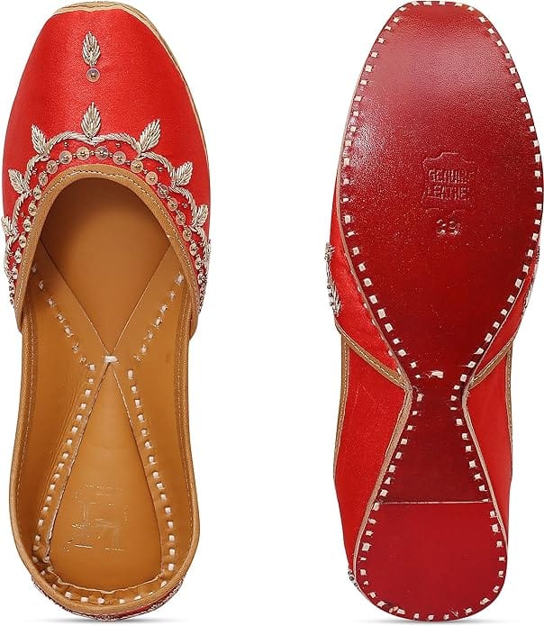 HEER Women's Ethnic Punjabi Jutti for Ladies Handmade Soft Leather Sol Bridal Flats Mojari