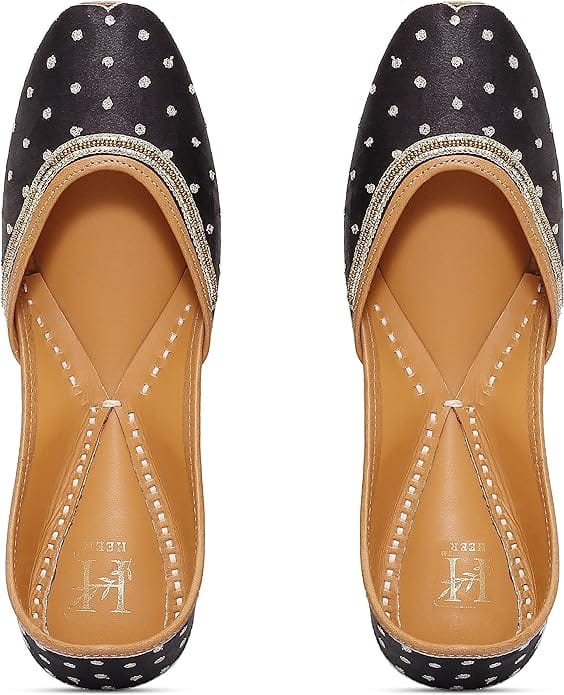 HEER Women's Casual Punjabi Jutti for Ladies | Handmade Shoes Bridal Ethnic Stylish Flats Mojari Black