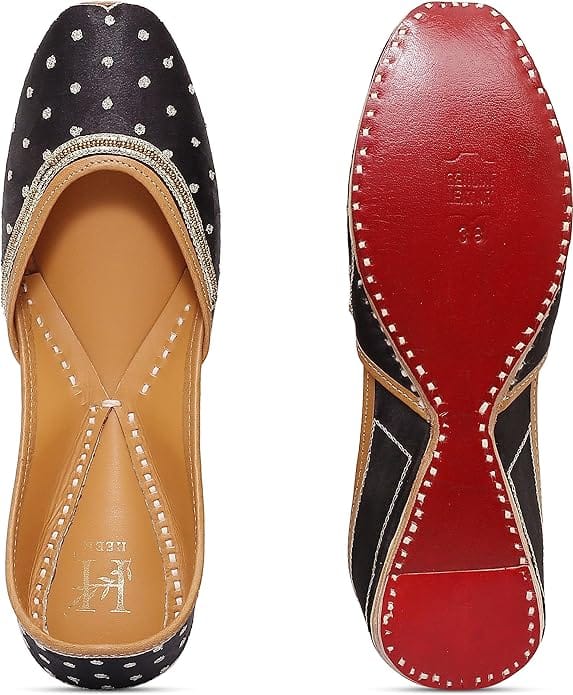 HEER Women's Casual Punjabi Jutti for Ladies | Handmade Shoes Bridal Ethnic Stylish Flats Mojari Black