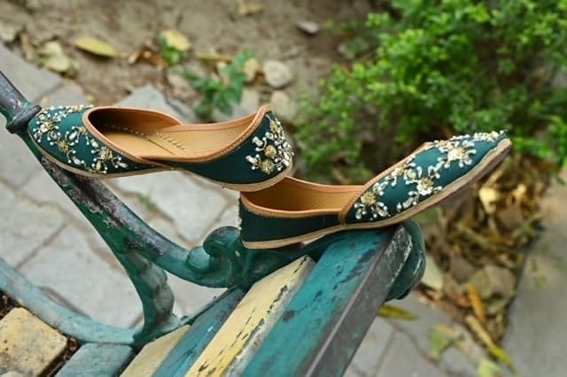 HEER Women's Ethnic Handmade Jutti |Traditional Flat Mojari |Embroidered Canvas Slip on Bellies Peacock Green