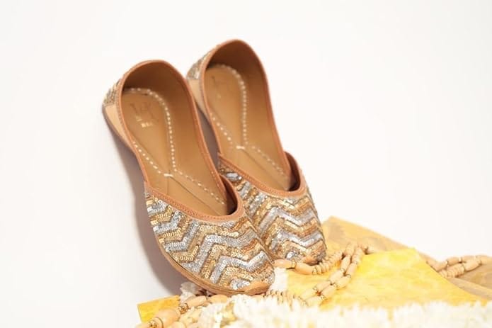 HEER Handcrafted Ethnic Jutti for Women | Stylish & Comfortable Footwear