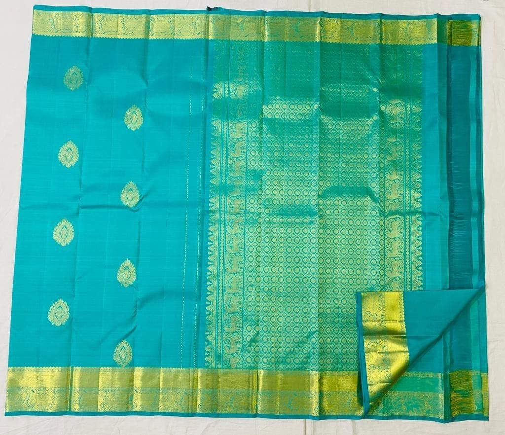 Kanchipuram handloom pure silk saree - Sarees | Buy online on ZillyBuy