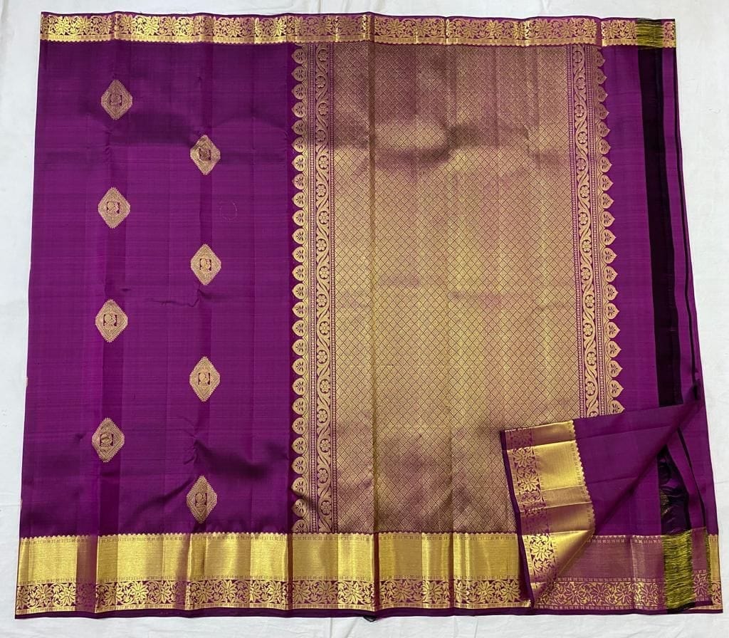 Kanchipuram handloom pure silk saree - Sarees | Buy online on ZillyBuy