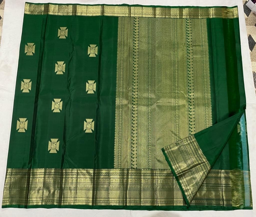 Kanchipuram handloom pure silk saree - Sarees | Buy online on ZillyBuy