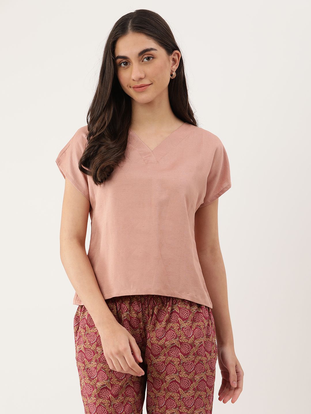 Peach regular top Solid V-neck, short, extended sleeves Woven linen