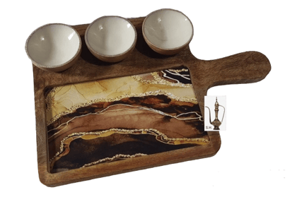 Sara Home Mango Wood Serving Chipdip/Dosa/Chees/Snacks Tray Printed Enamel Serving Platter with Handle Appetizer Plate Serving Platter With 3 Bowls