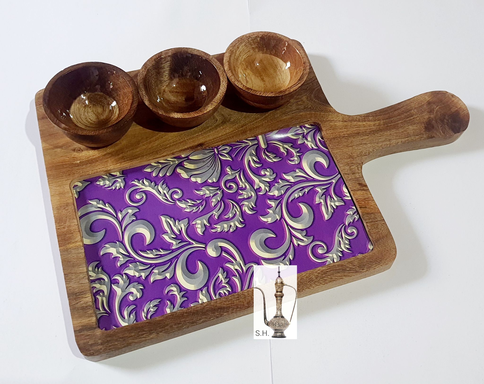 Sara Home Mango Wood Serving Chipdip/Dosa/Chees/Snacks Tray Printed Enamel Serving Platter with Handle Appetizer Plate Serving Platter With 3 Bowls