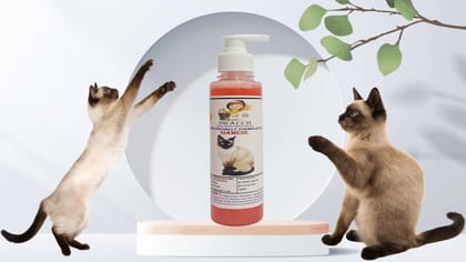 SWACCH Premium Shampoo for Siamese (200ML) Strawberry