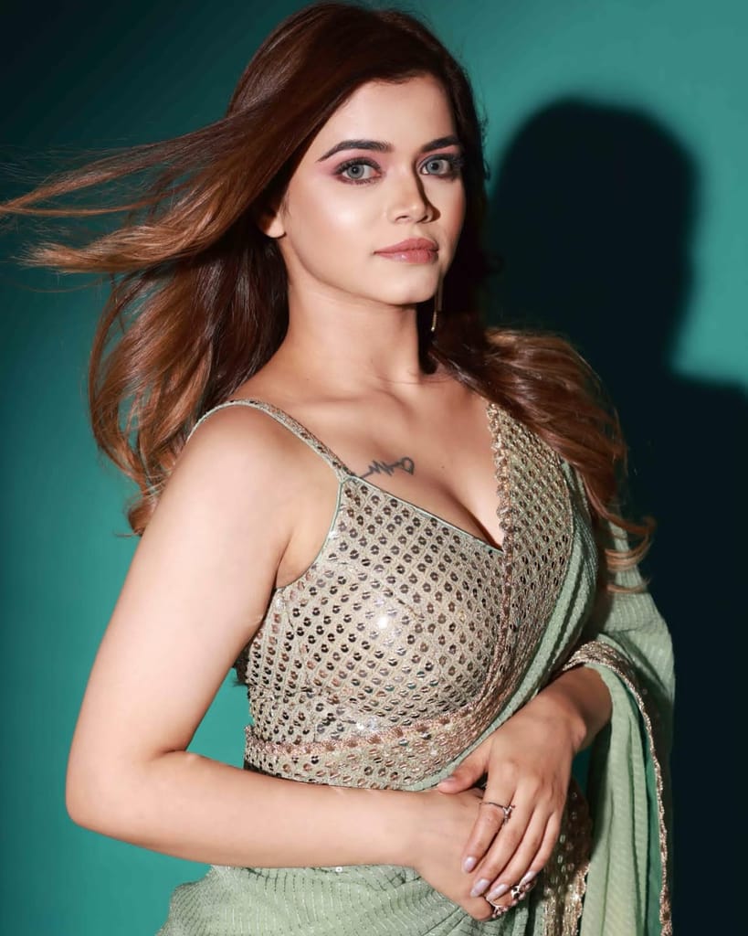 SHREE GANAPATI FASHION Premium Georgette Sequens Saree