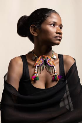 Vaydo Neckpiece