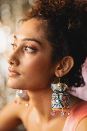 Rasna Earring