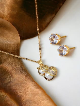 Lucky Jewellery Fashion Pendant Moti Shell Pearl Necklace Locket With Studs Long Chain Gold Plated Shell AD Stones Pendants Chains Western Valentine Gifts Birthday For Girls & Women (330-CHL1S-1270)