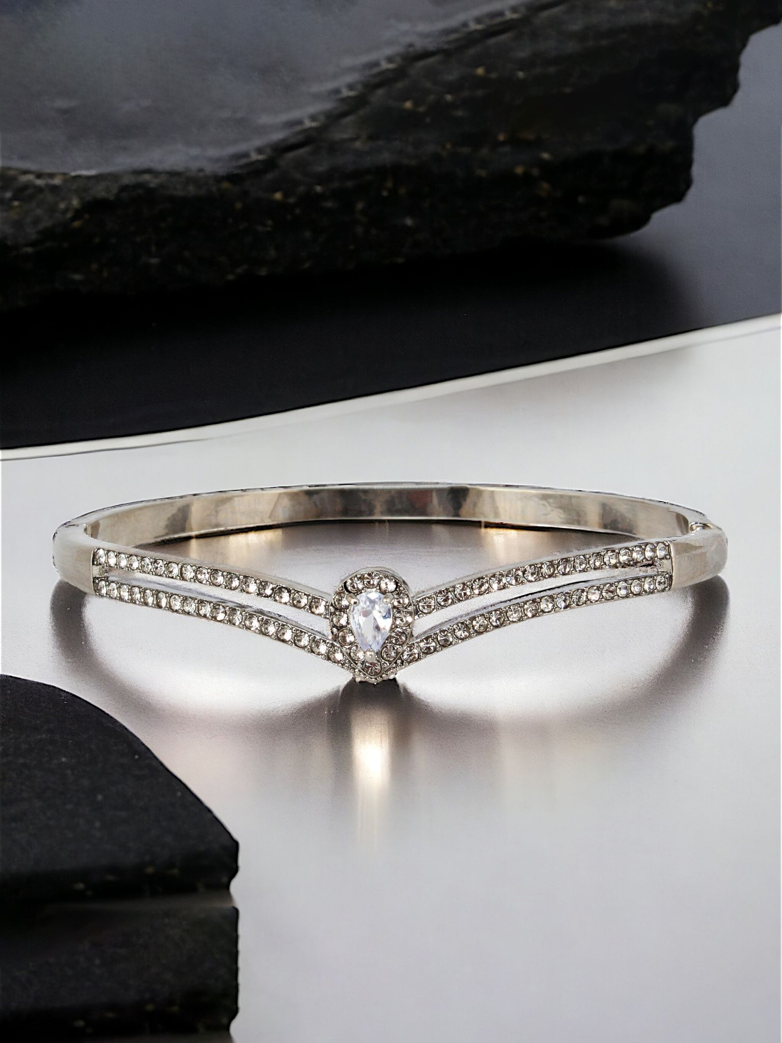 LUCKY JEWELLERY Fashion Jewellery Stylish Silver Plating Stones Bangle Bracelets Gifts for Teen Girls Bracelet for Women & Girls (250-CHB2O-1285-S)