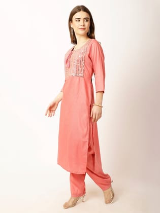 Ethnic Motifs Yoke Design Regular Sequinned Kurta with Trousers Ethnic Motifs Yoke Design Regular Sequinned Kurta with Trousers
